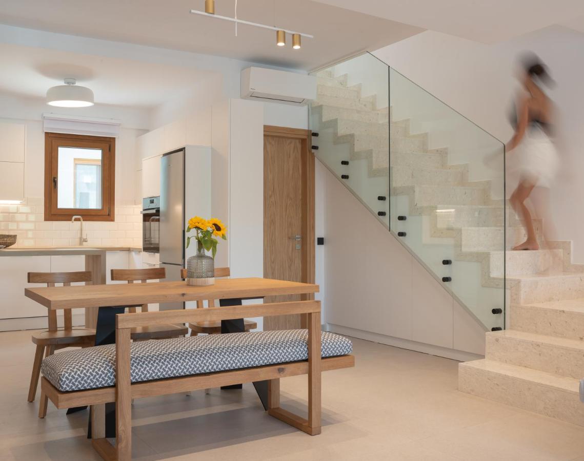 De Light Boutique Villas I II & III - Close To Rethymno, By Thinkvilla Atsipopoulo Bagian luar foto