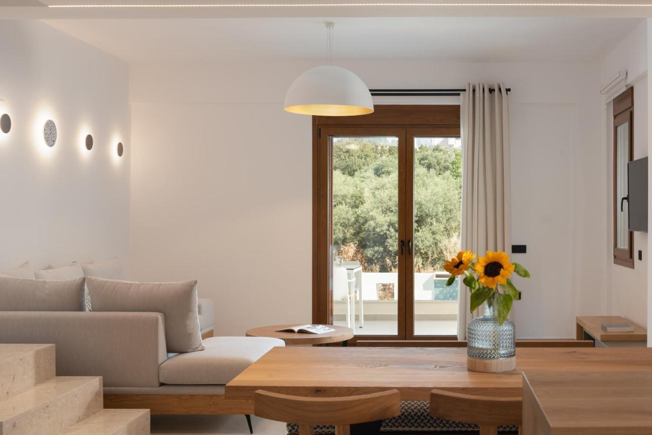 De Light Boutique Villas I II & III - Close To Rethymno, By Thinkvilla Atsipopoulo Bagian luar foto