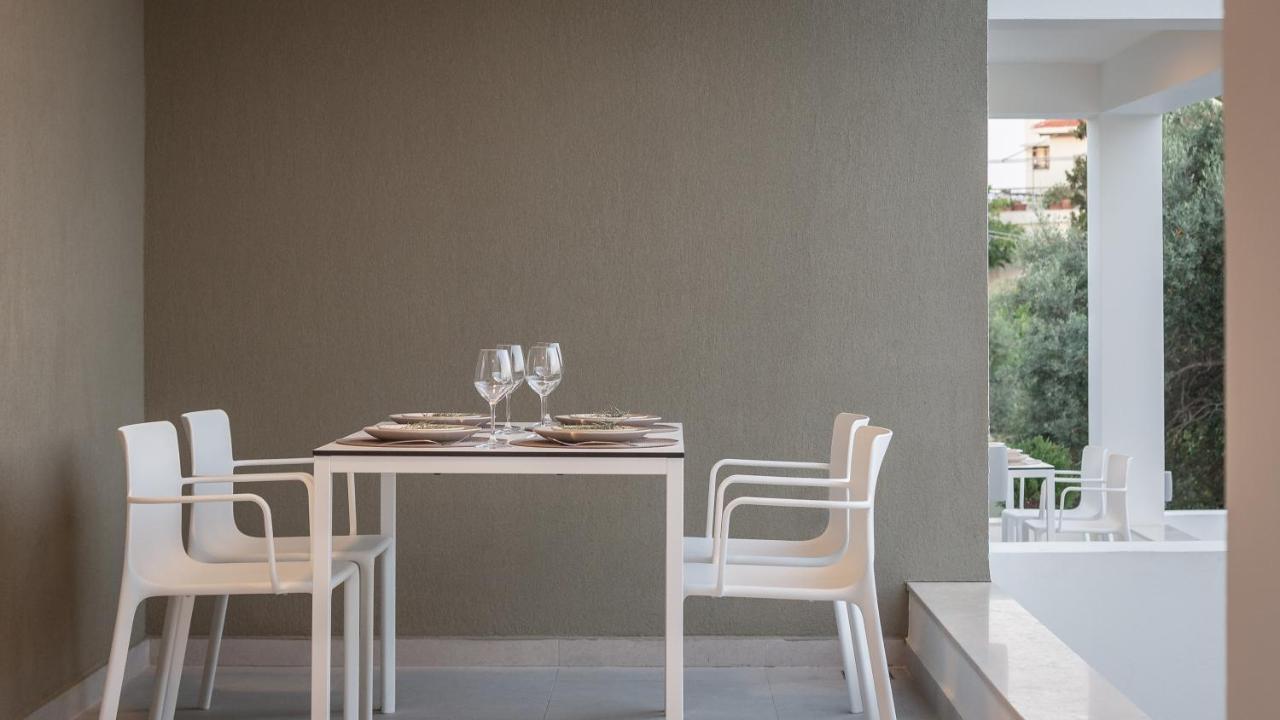 De Light Boutique Villas I II & III - Close To Rethymno, By Thinkvilla Atsipopoulo Bagian luar foto