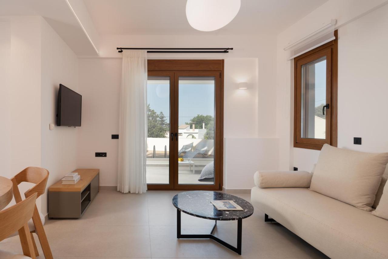 De Light Boutique Villas I II & III - Close To Rethymno, By Thinkvilla Atsipopoulo Bagian luar foto